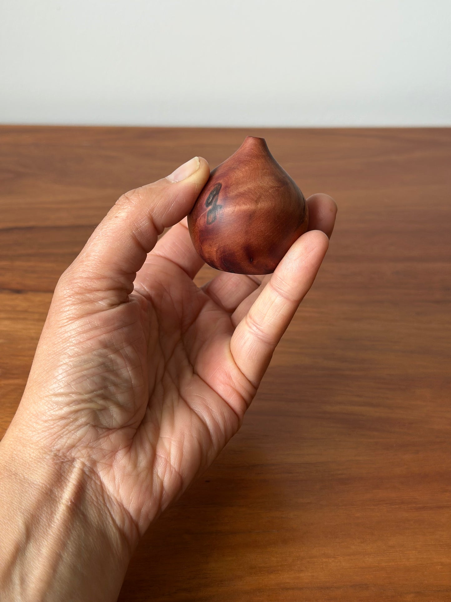 small teardrop vase