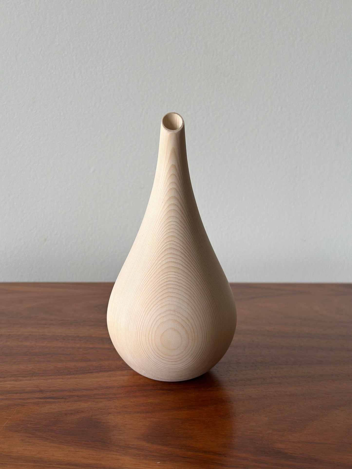 teardrop vase
