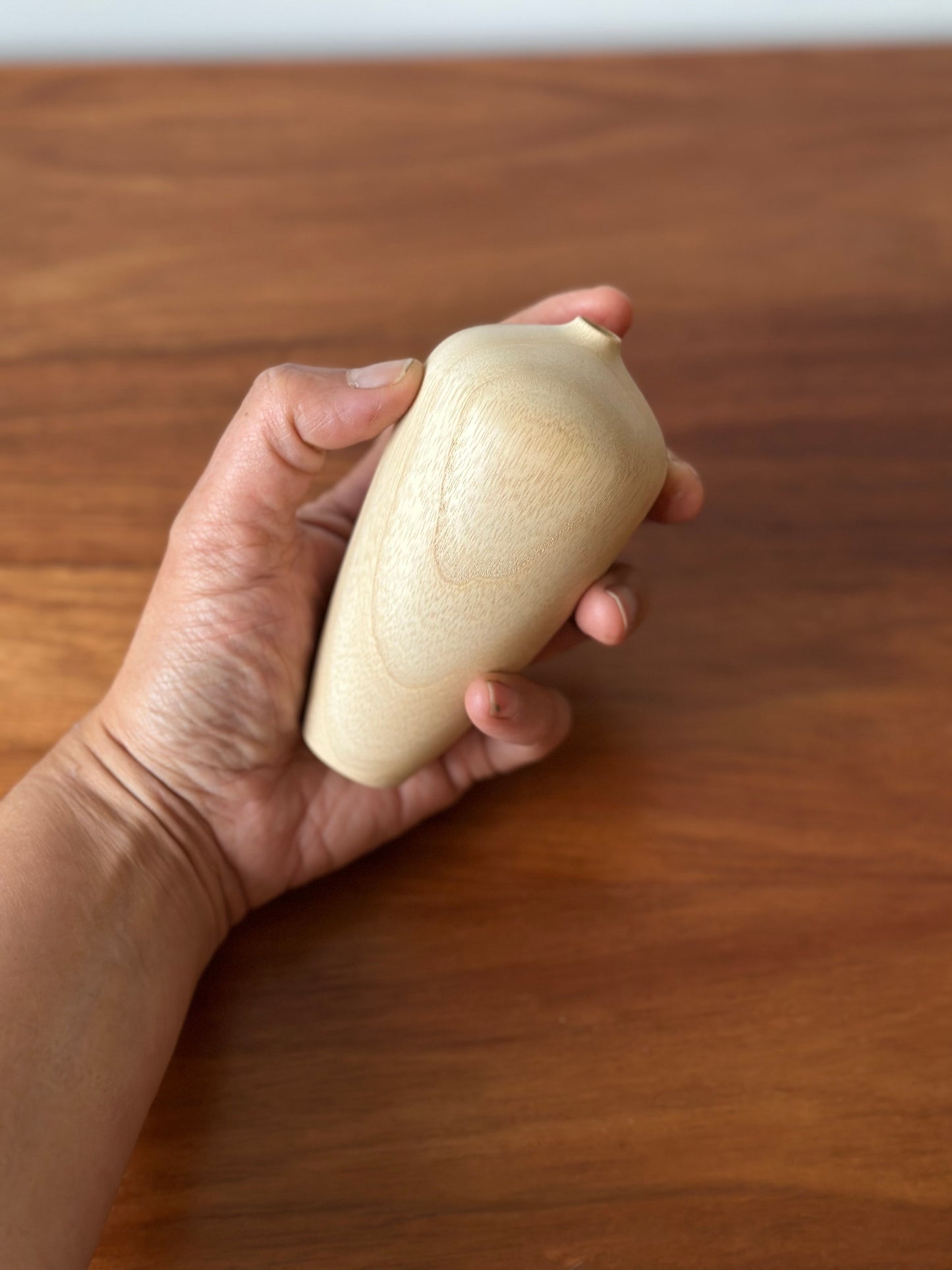 urn vase