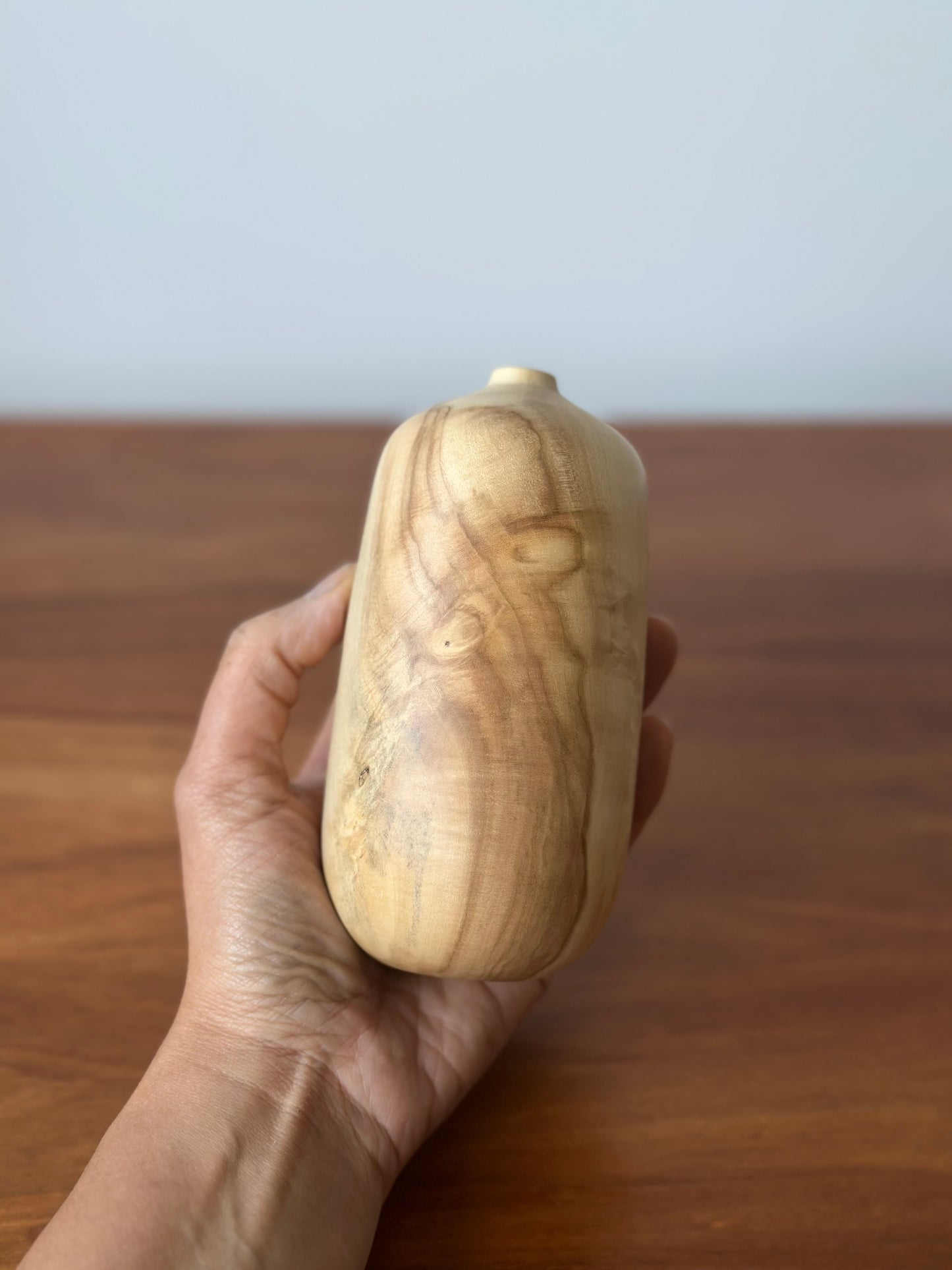 rounded bottle vase