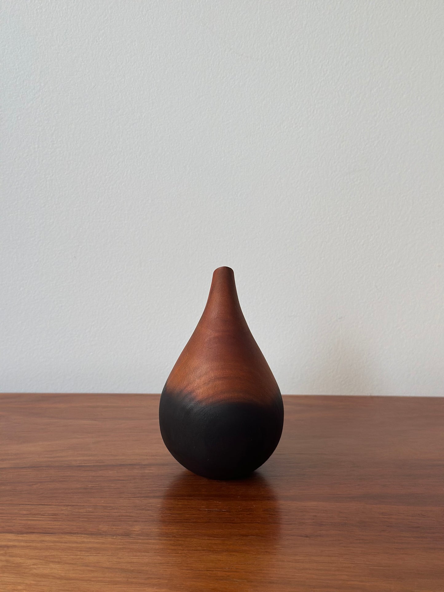 ombré teardrop vase