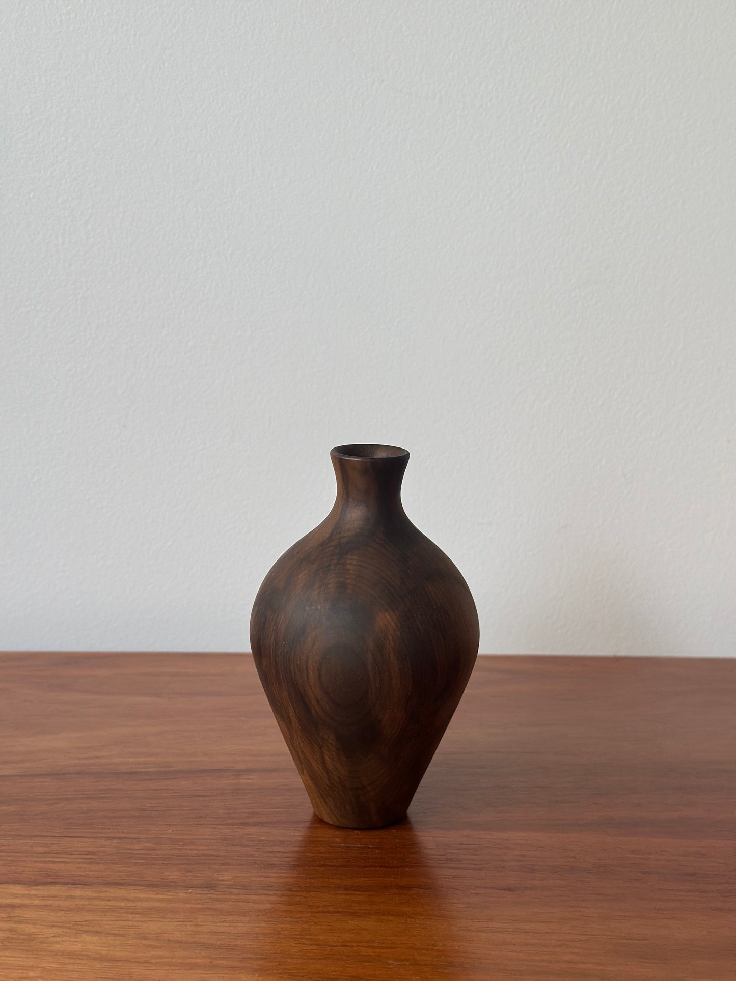 amphora vase